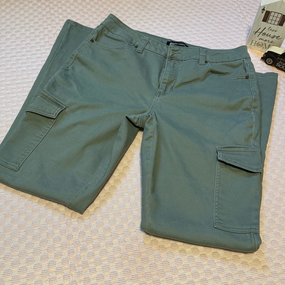 Indigo Fusion Women’s High Waisted Sage Green Cargo Pants